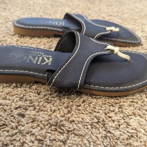 Kino navy sandals